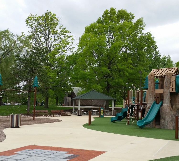 Moody Park (Fairview&nbspHeights,&nbspIL)